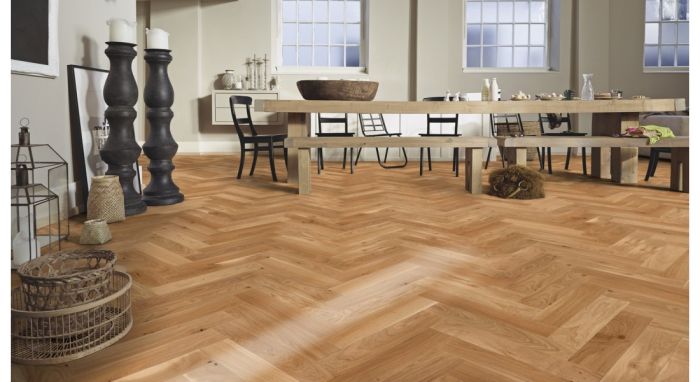 Parquet board Meister Oak Lively 8047 11 mm with chamfer